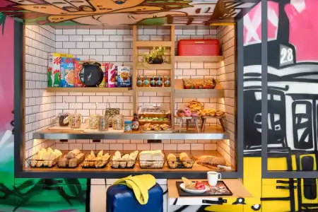 Moxy Lisbon City - 26
