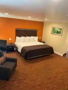 Convention Center Inn and Suites - 22