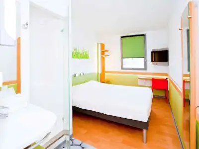 ibis budget Metz Technopole - 64