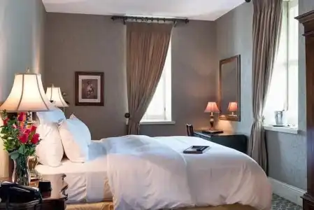 Nicollet Island Inn - 54