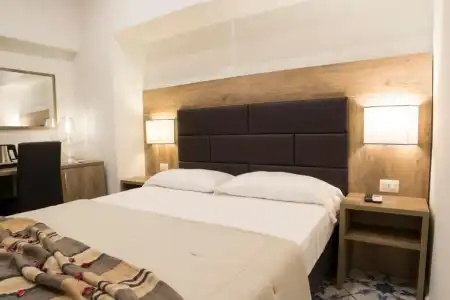 Morelli Suite - 15