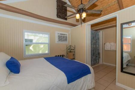 Sunset Cove Beach Resort - 99