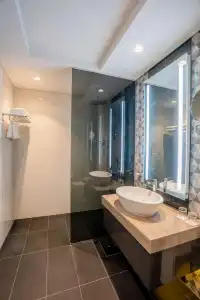 Radisson Dubai, Damac Hills - 59