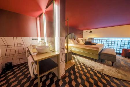 City Haarhuis - Worlds Crafted Collections - 87