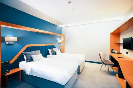 Roof 264 and Suites - 29