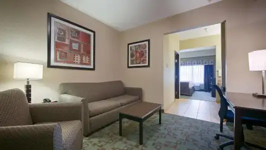 Best Western Plus Eastgate Inn & Suites - 65