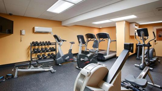 Best Western Plus Suites Downtown - 16