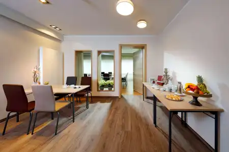 Best Western Plus Midland Suites - 6