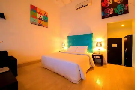 Cantaloupe Aqua Beach Club - 2