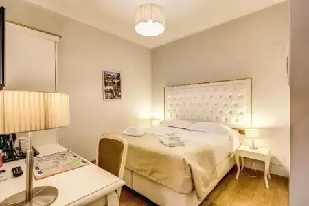 Gravina Suite Frattina - 105