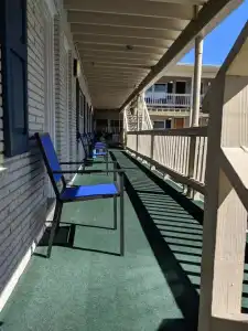 Crystal Sands Motel - 9