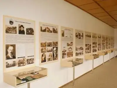 Tourist Center Momina Krepost - 7