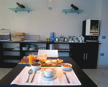 Paradise Airport - 9