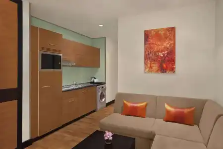 DoubleTree by Hilton & Residences Dubai Al Barsha - 56
