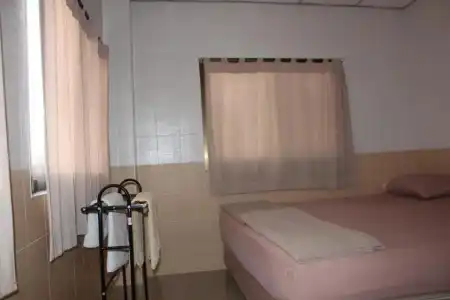 At Home Guest House - 28