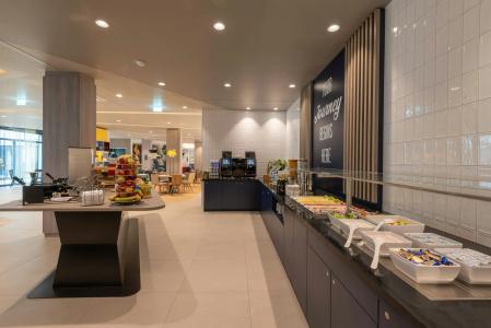 Hampton by Hilton Munich City North - 19