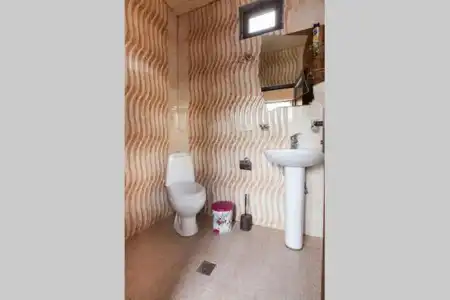 Batumi Wonderland Guest House - 8