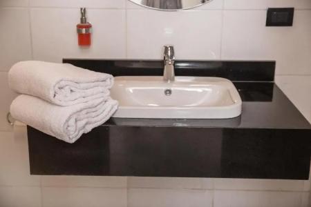 Redcon Suites - 121