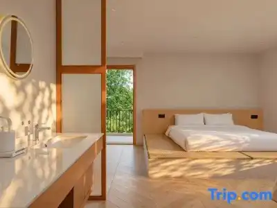 Route Inn Hakata Ekimae - 161