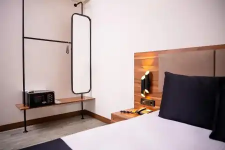 Mari Suites - 72