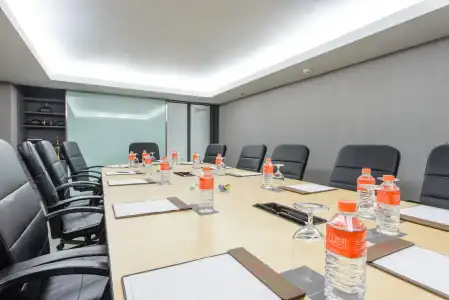 Courtyard by Marriott Bangkok Sukhumvit 20 - 23