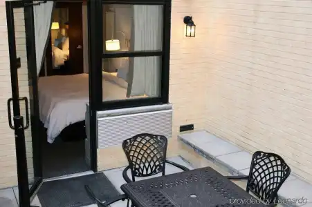 Hampton Inn Manhattan Seaport Financial District - 7