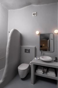 Cliff Side Suites - 8