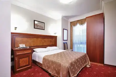Grand Eyuboglu - 32