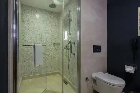 DoubleTree by Hilton Istanbul Topkapi - 7