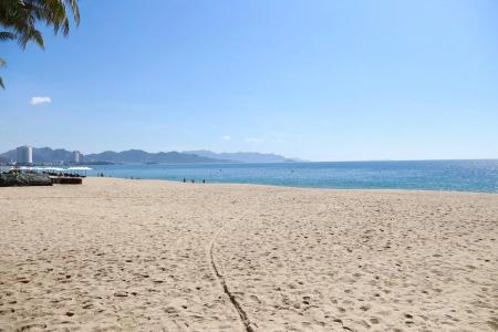 Ha Nhung Nha Trang - 14