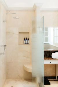 Nima Local House & Spa - 10