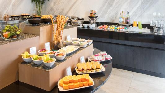 Holiday Inn BANGKOK by IHG - 11