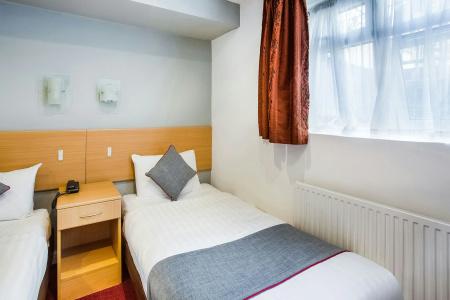 London Guest House by OYO - Acton - 23