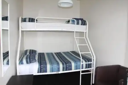 On Top Apartments & Hostel Backpackers - 4