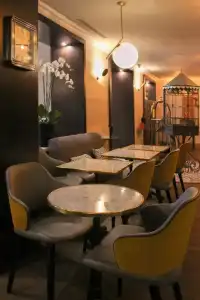 Hôtel Le Marquis by Inwoods - 16