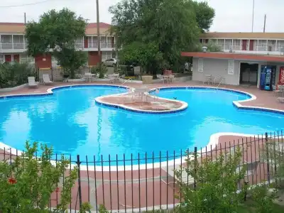 La Hacienda - 7