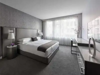 Smyth Tribeca - 6