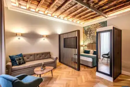 Relais de La Poste - 25