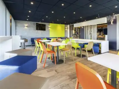 Ibis Budget Rennes Route de Lorient - 11