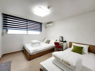 Wow Hills Guest House - 23