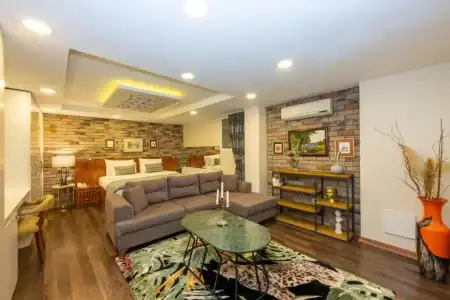 The Marions Suite - 122