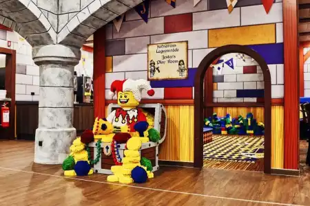 Legoland Castle - 5