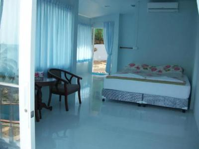 Naiharn On The Rock Resort - 22