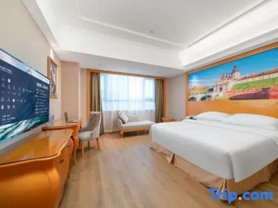 Vienna International - 27