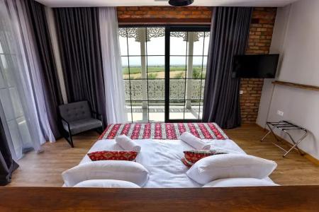 Chateau Artwine - 31