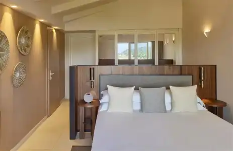 Baia di Chia Resort Sardinia, Curio Collection by Hilton - 10