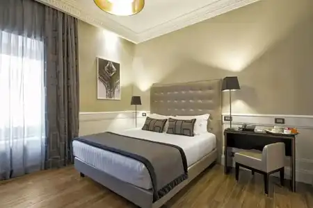 The Independent Suite - 47