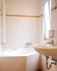 Weindes Riesling Zum Grünen Kranz - 8