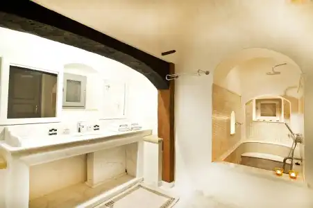 Calderimi Studio for 2 in Fira Center - 18