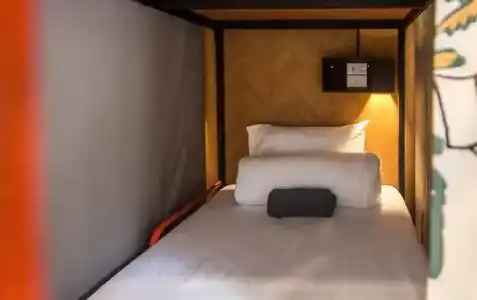 TAN Hostel x Cafe - Adults Only - 4